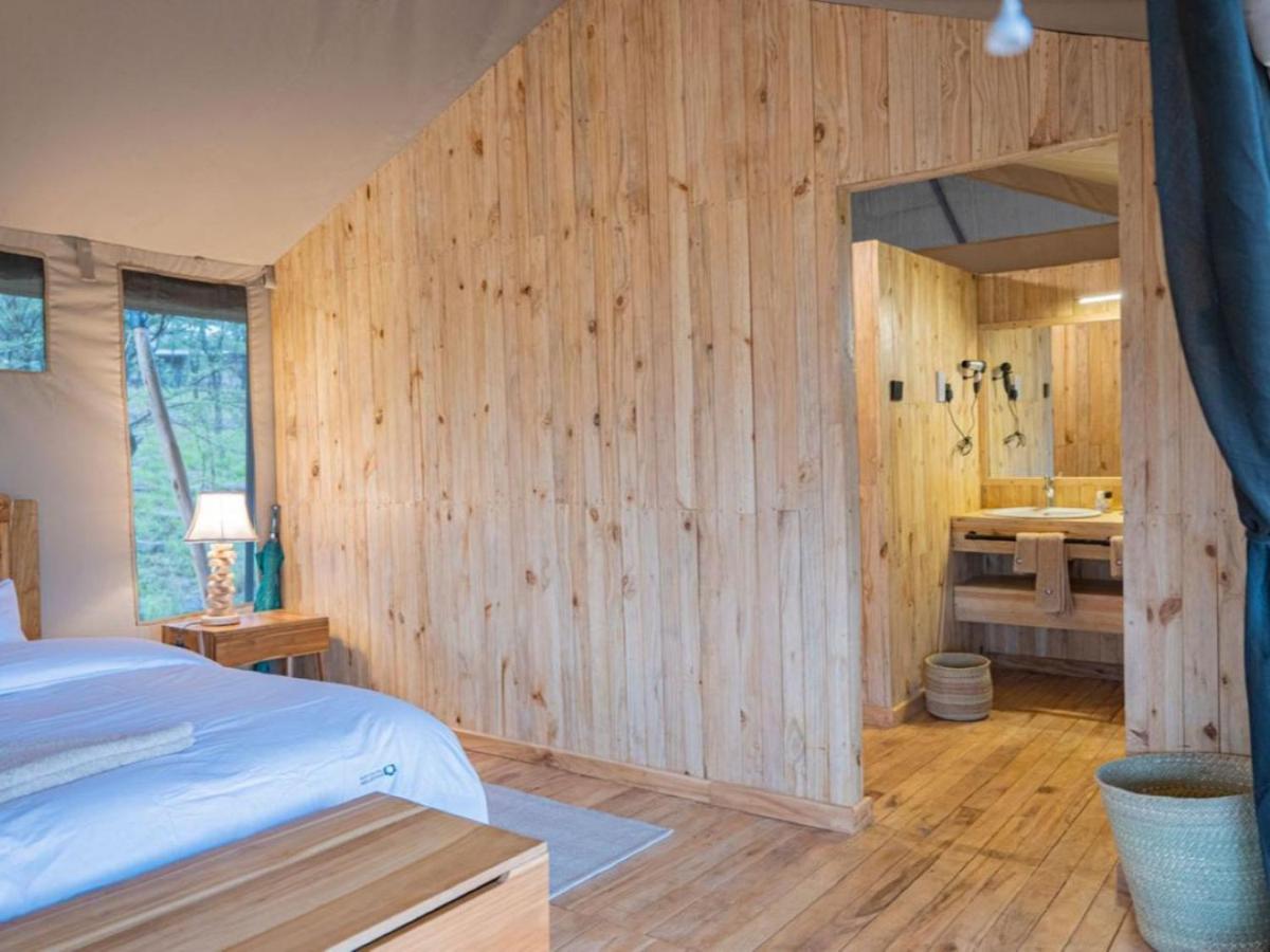 Serengeti Kifaru Tented Lodge Mugumu Eksteriør bilde