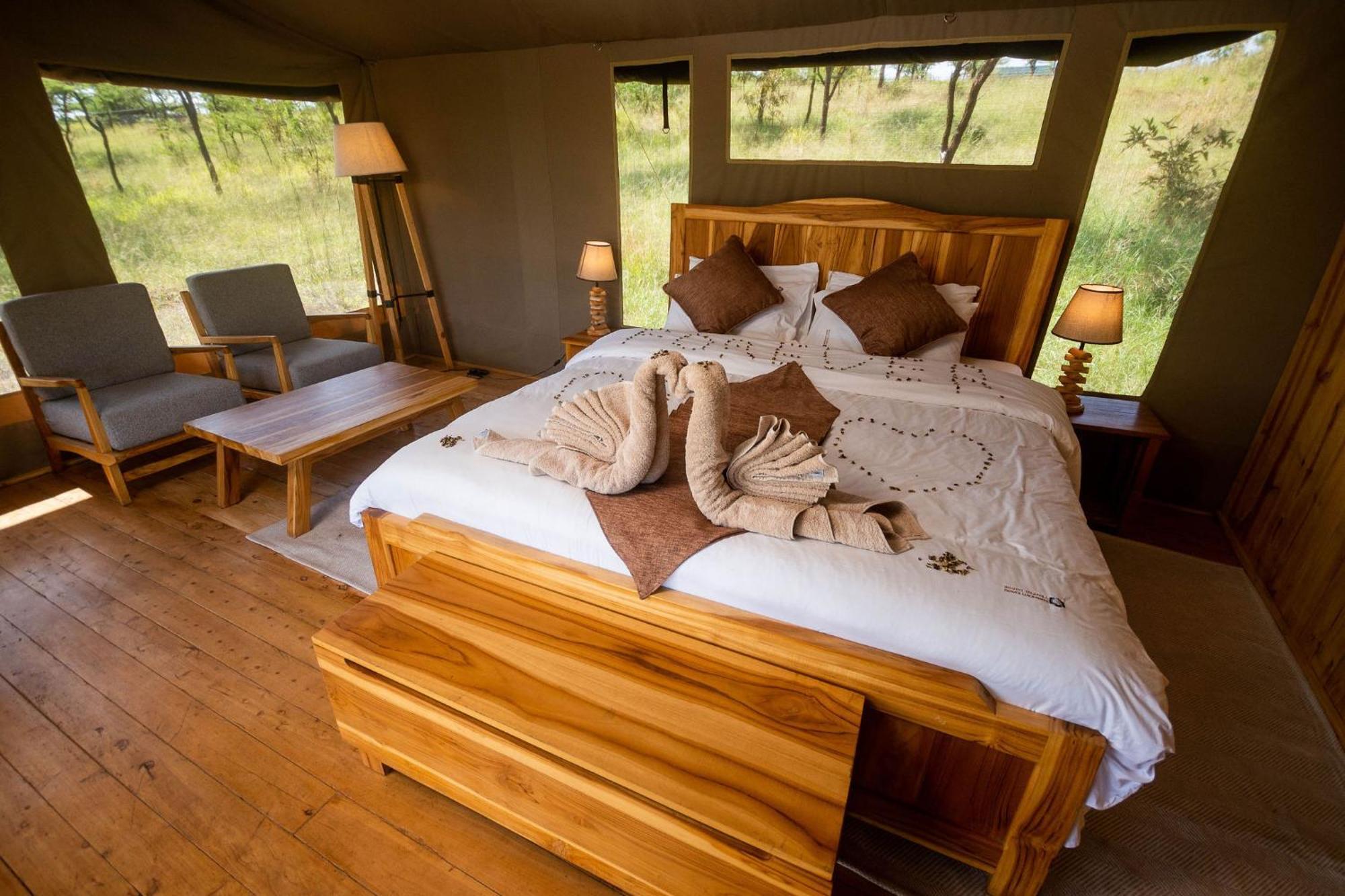Serengeti Kifaru Tented Lodge Mugumu Eksteriør bilde